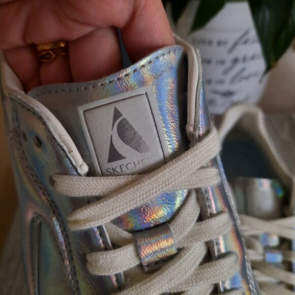 SKECHERS Hotshot Metallic Silver Iridescence Lace-Up Sneakers NWT! - Size 9.5 - Picture 9 of 16